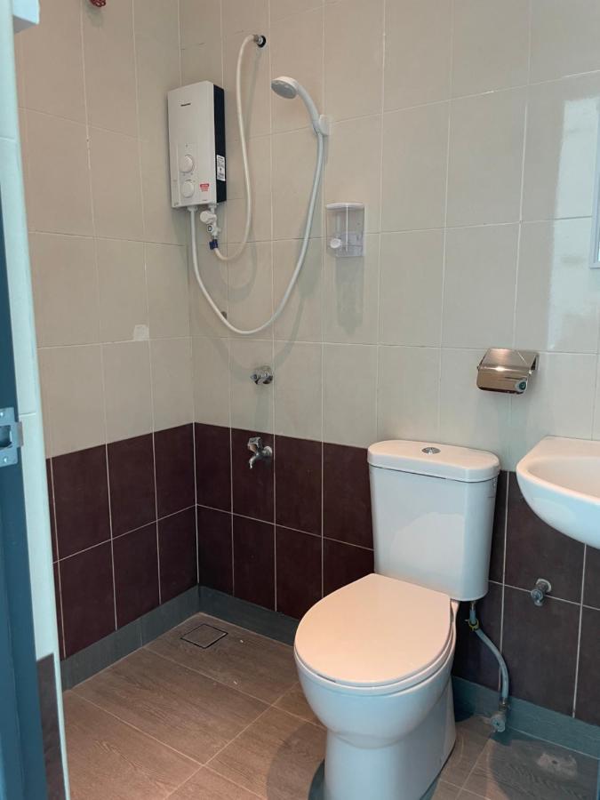Guest House "Feel At Home" Near A Famosa Fortress & Stadhuys Malacca Exteriör bild