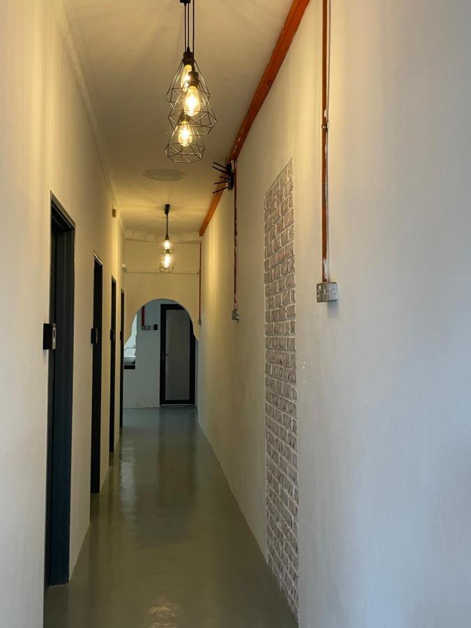 Guest House "Feel At Home" Near A Famosa Fortress & Stadhuys Malacca Exteriör bild