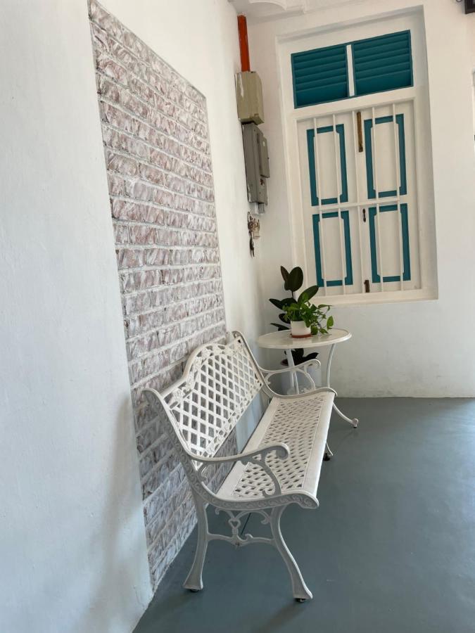 Guest House "Feel At Home" Near A Famosa Fortress & Stadhuys Malacca Exteriör bild