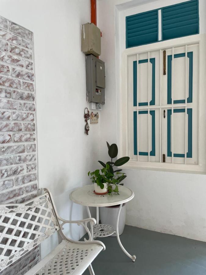Guest House "Feel At Home" Near A Famosa Fortress & Stadhuys Malacca Exteriör bild